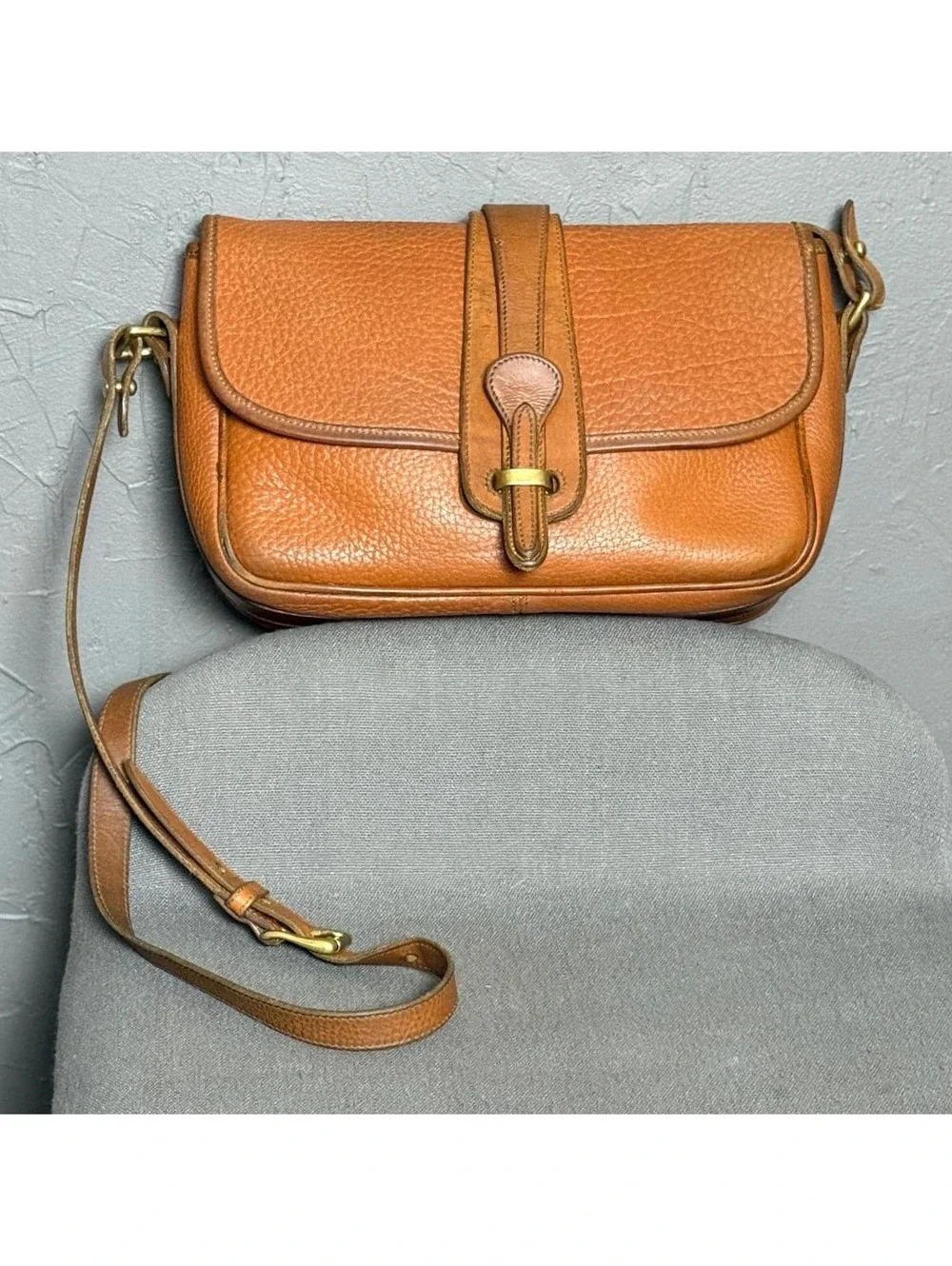 1980's Dooney & Bourke Equestrian Bag Caramel + British Tan AWL Pebbled Leather